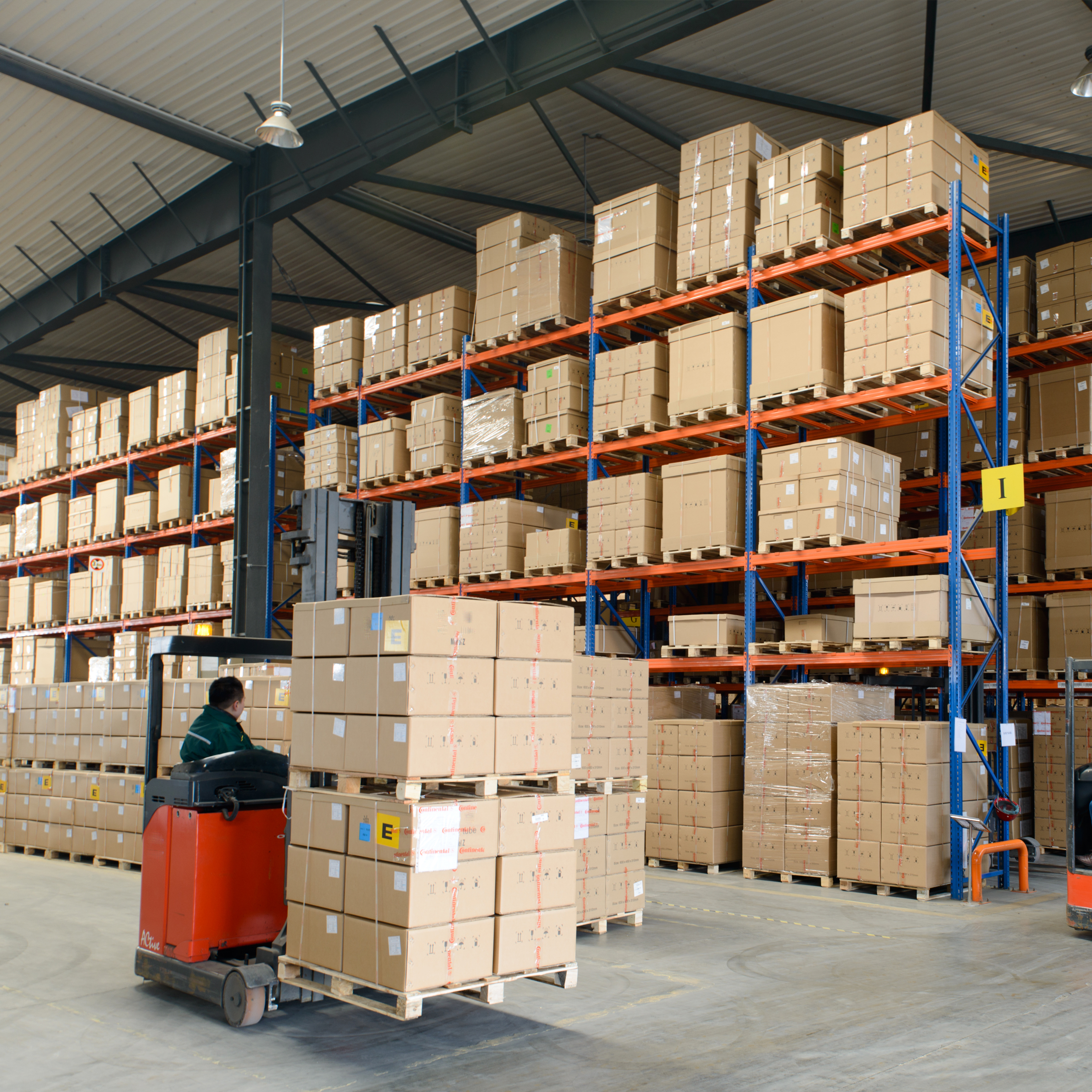 Smart Warehousing